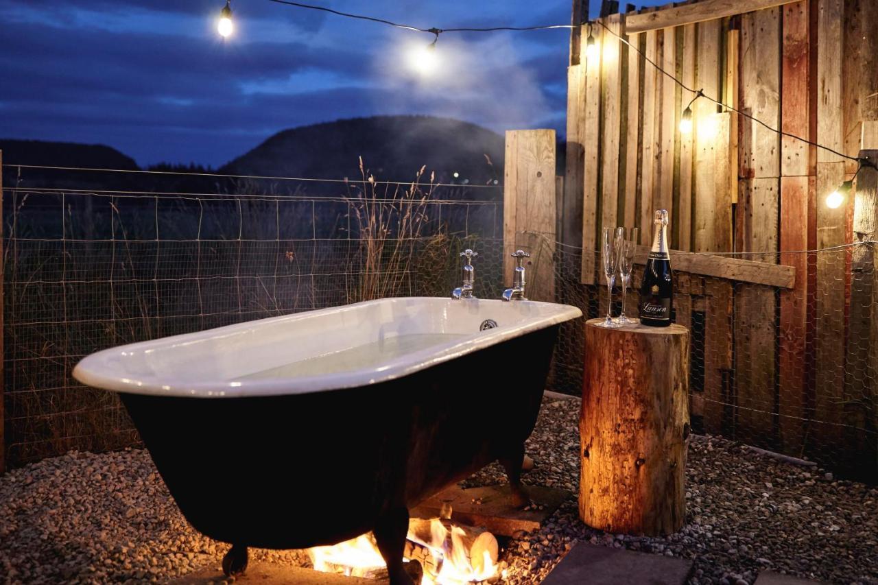 Aileen - Unique Tiny House With Wood Fired Roll Top Bath In Heart Of The Cairngorms Villa Ballater Exterior photo